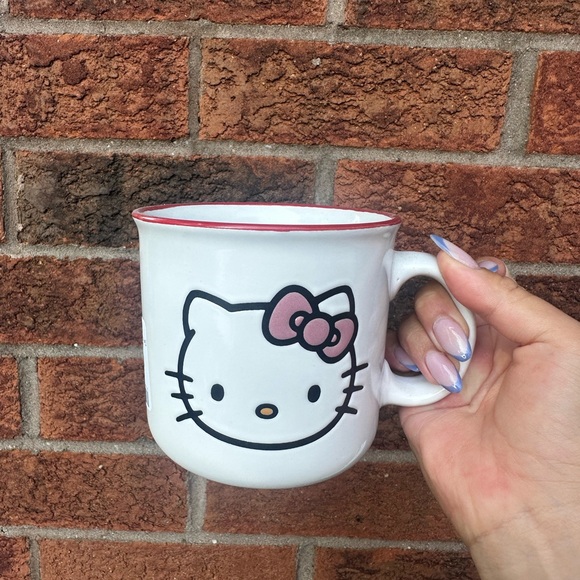 Hello Kitty Mug - Picture 1 of 2